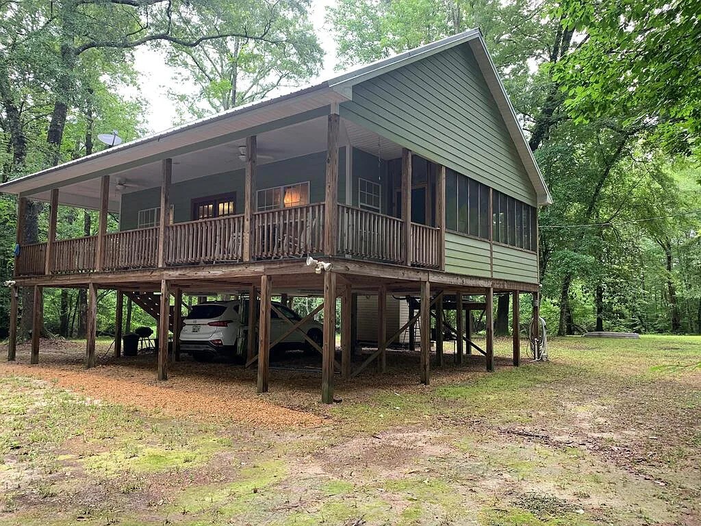 Cypress Island on the Bogue Chitto River Cabins for Rent in Summit