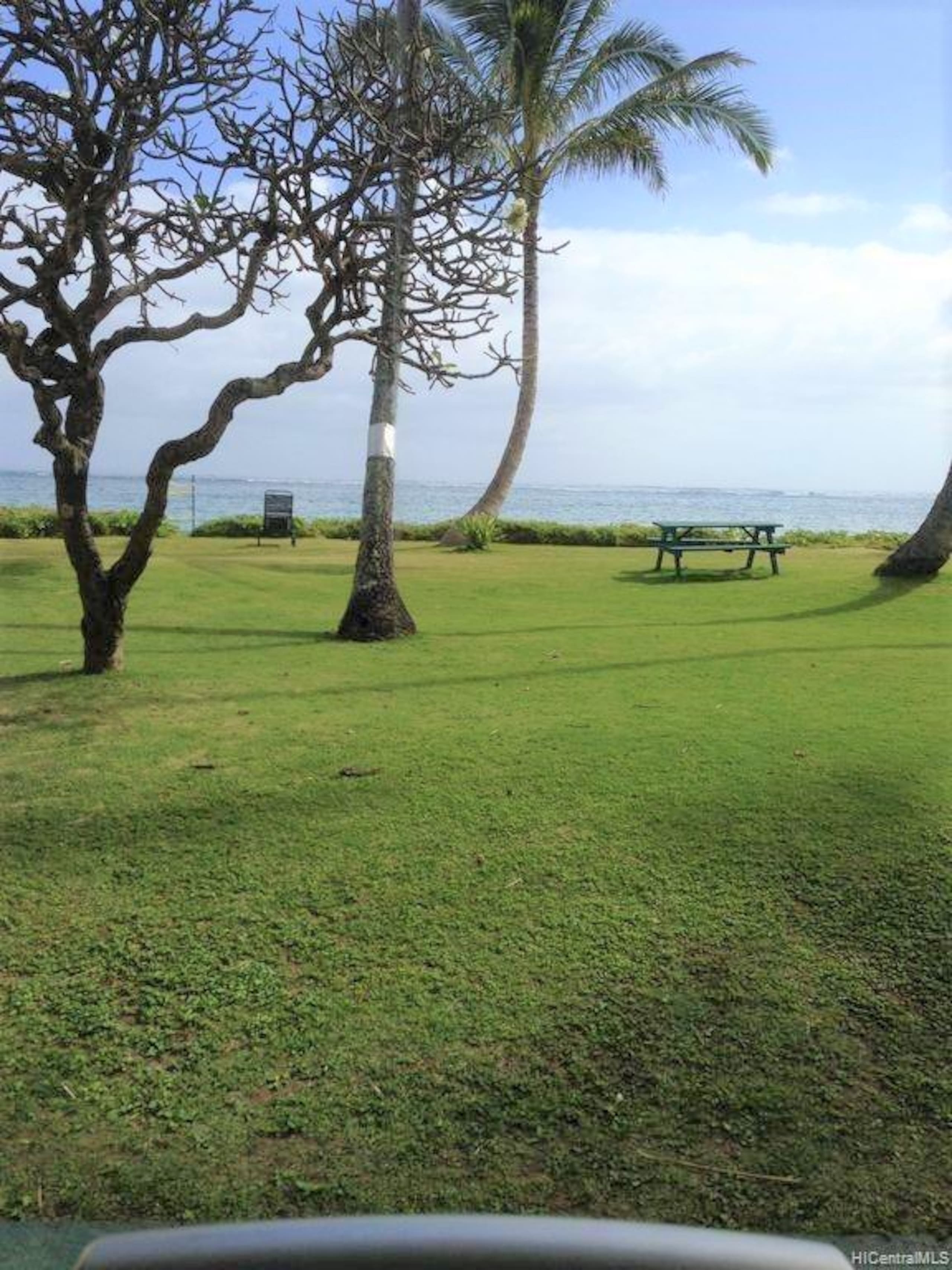 Condo in Hauula · ★4.85 · 1 bedroom · 2 beds · 1 private bath - Image 42