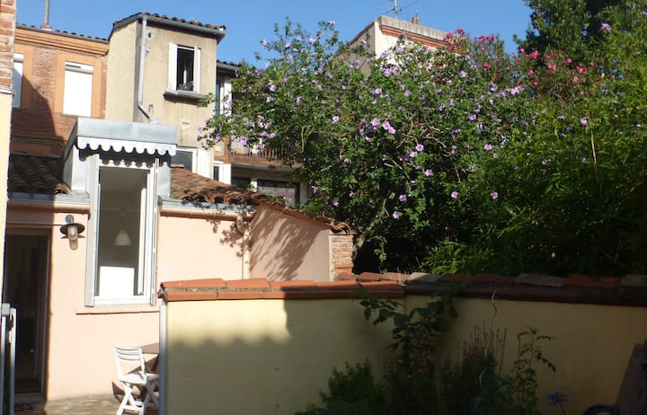 Appartement Au Calme, Cour Privée, Près Du Métro - Toulouse