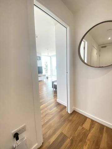 City Centre 2-Bed Apartment gallery image 4