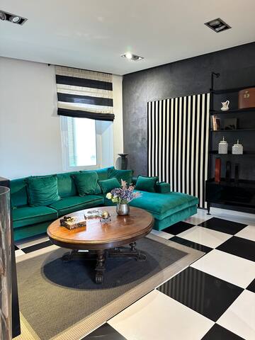 Suite Paolina Borghese 2 camere gallery image 2