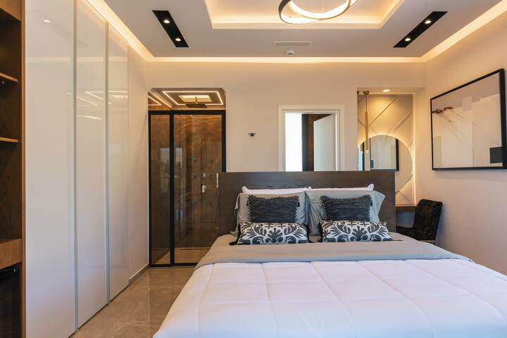 Sea views, hot tub, private pool & modern design! gallery image 5