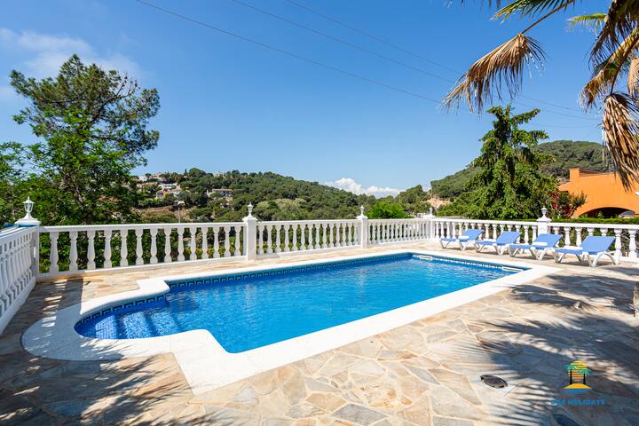 Canyelles Beach II- Costa Brava gallery image 2