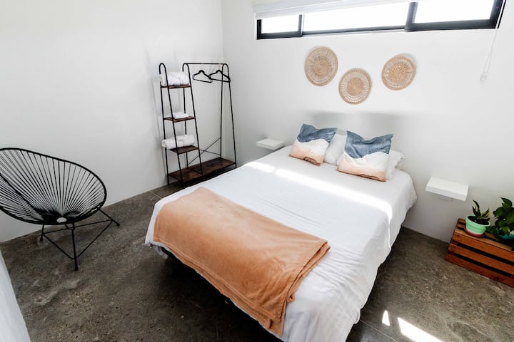 Room 2. Double bed