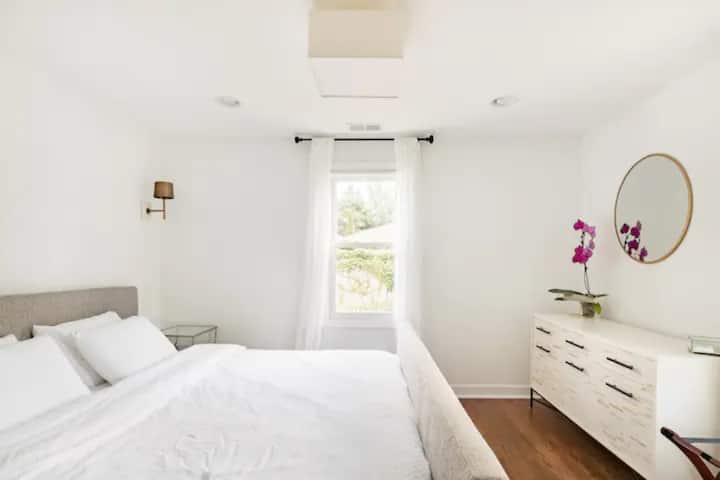 Serene Escape with King Sleep Number Bed, No Fees!