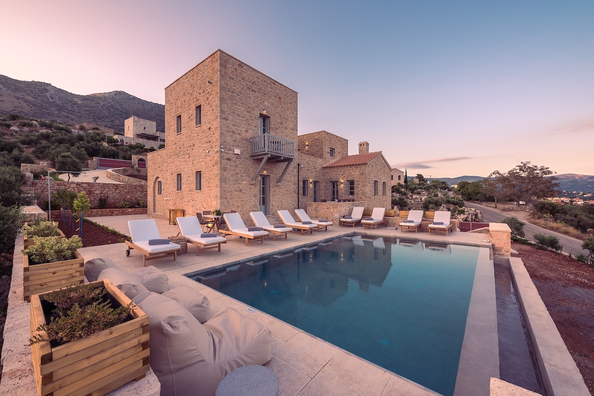 Mani Peninsula Vacation Rentals & Homes - Greece | Airbnb