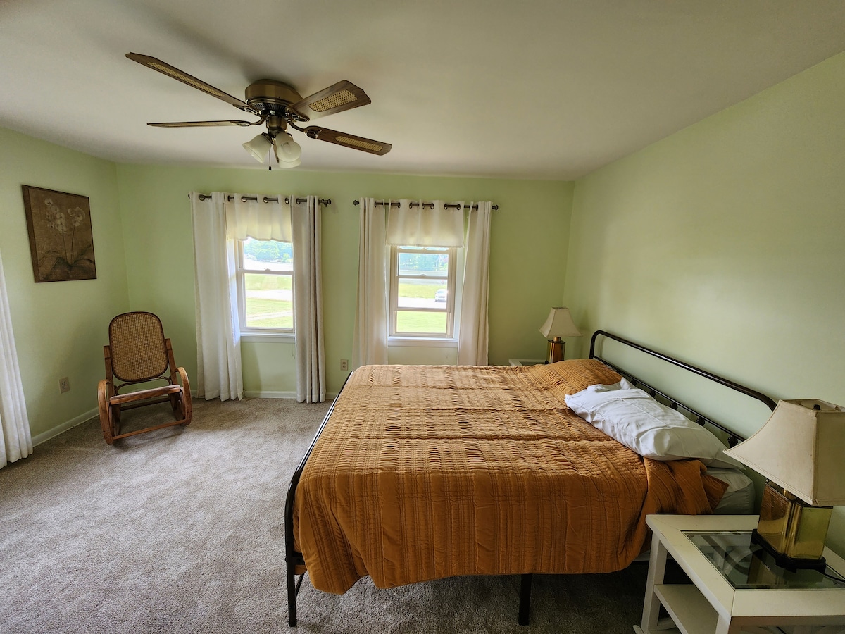 غرفة النوم 1