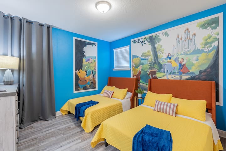 Suite Disney de dos camas completas.