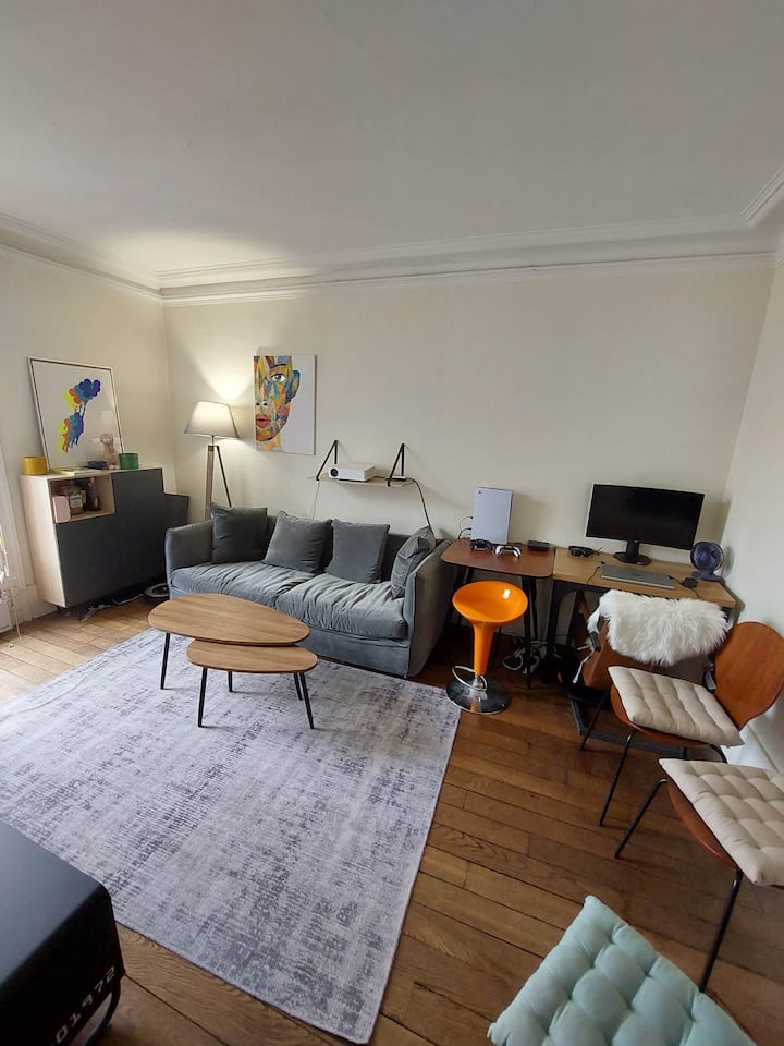 Grand Appartement 2 Pièces / Coeur De Montmartre - París