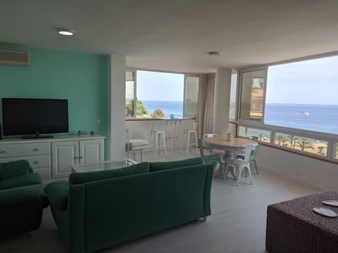 Successful Airbnb property: Great apartment on the 1st line, great views in La Vila Joiosa / Villajoyosa