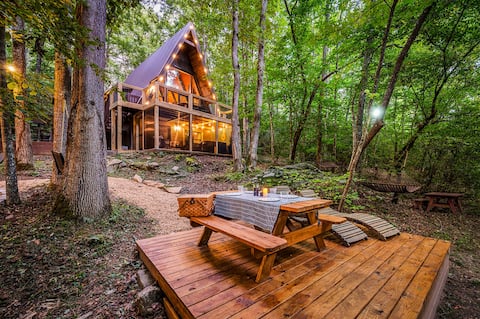 Private Creek A-Frame Outdoor Private Oasis