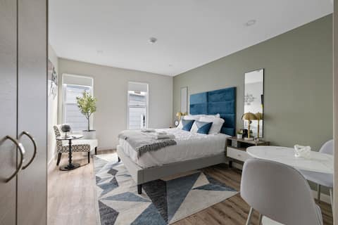 Urban Studio Perfect for Solo or Couples Travel