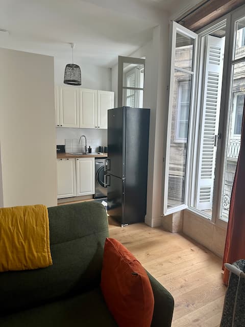 Top Airbnb: Le Petit Chartrons City center Cité du vin Beach à Chartrons Grand Parc Jardin Public