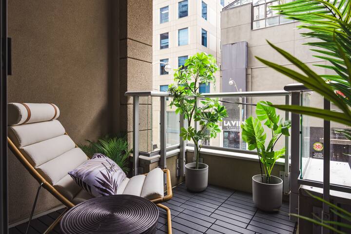 Fashion District 2 BRDM + Den + Free Parking, MTCC gallery image 5