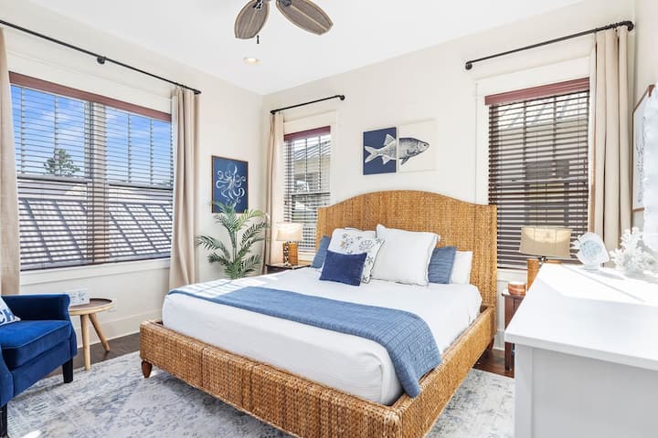 2nd Level Master Br. - King Bed 