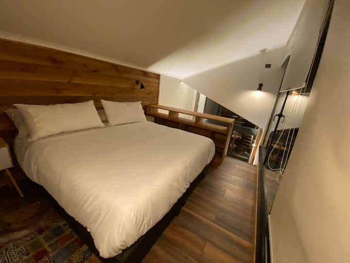 Cama amplia y cómoda