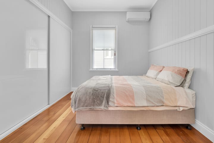 Beautiful Hub of South Brisbane gallery image 2