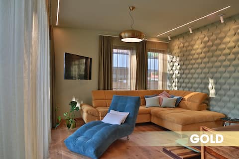Successful Airbnb property: DV Gold Premium Apartment in Siófok