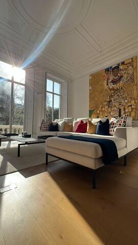 Luxurious Apartment by Hyde Park in Kensington