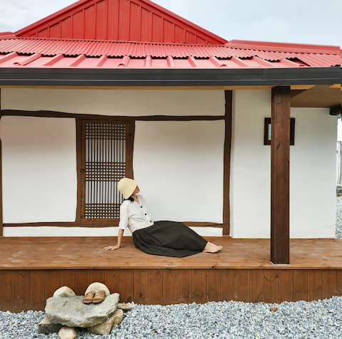 Gangneung Choi - 2 minutes on foot from Sacheon Beach, Gangneung rural village, 200 pyeong yard, old house