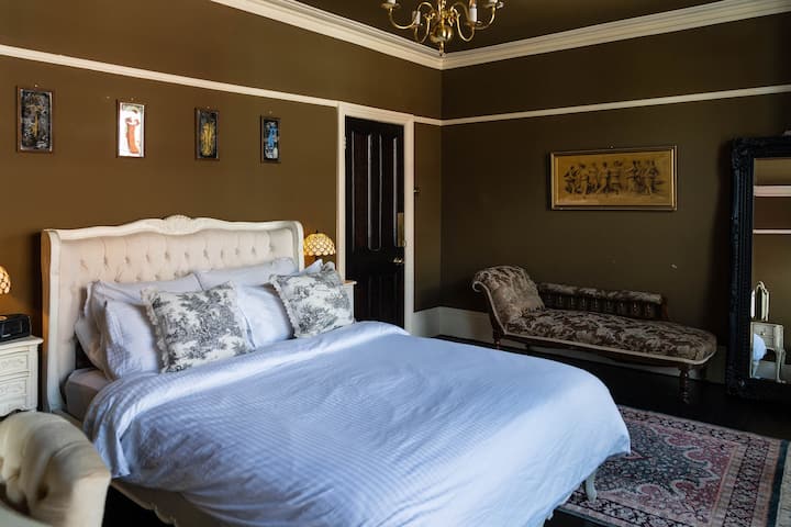 საძინებელი 1