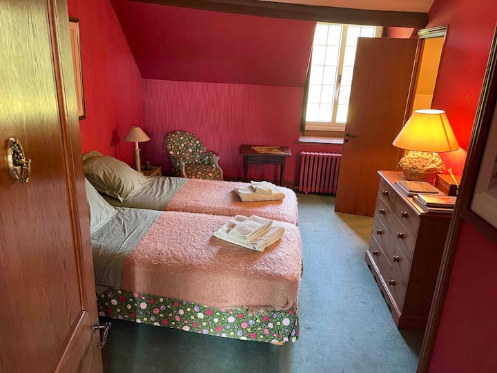 Spavaća soba 4 - 2 kreveta za jednu osobu