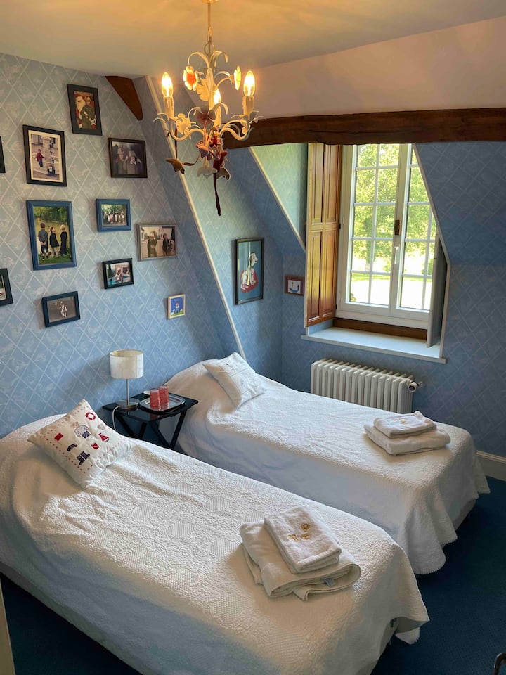 Spavaća soba 6 - dva kreveta  - 80 x 180