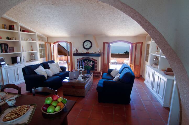 NSM Villa Carlotta vista mare gallery image 5