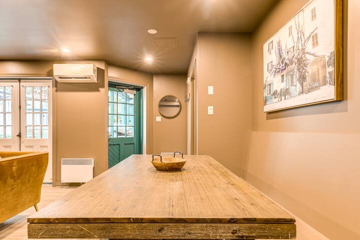 St. Ursule Two-Storey Oasis gallery image 3