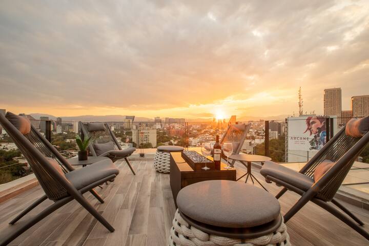 Roomy & Trendy Apt | 2 Rooftops: Zen & Fire Pit gallery image 2