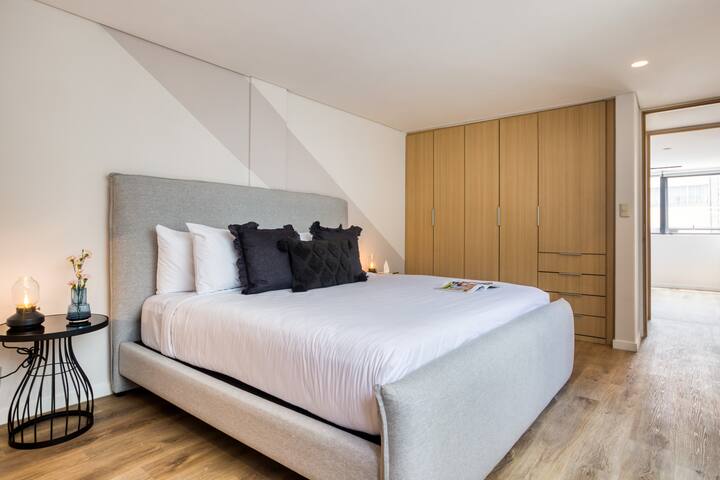 Roomy & Trendy Apt | 2 Rooftops: Zen & Fire Pit gallery image 5