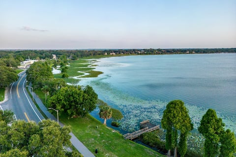 Lakeland LakeFront 4BD | 3BA FSC SEU Sun & Fun Tigers