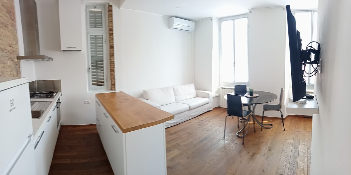 Top Airbnb: Apartment in the city center in Ventimiglia