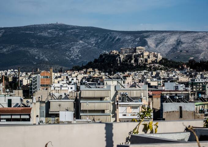 Maisonette with roof garden and unique view gallery image 3