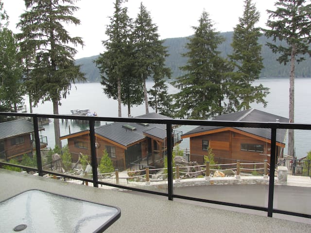 Pair a Dice Cottage – Both Units