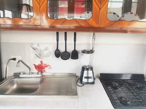 Top Airbnb: SUITE with 2 single beds F in Villas Del Sol