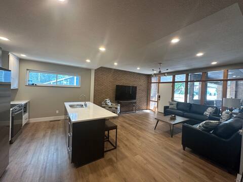 Newly renovated 3 bed, 2 bath in DORA limits!