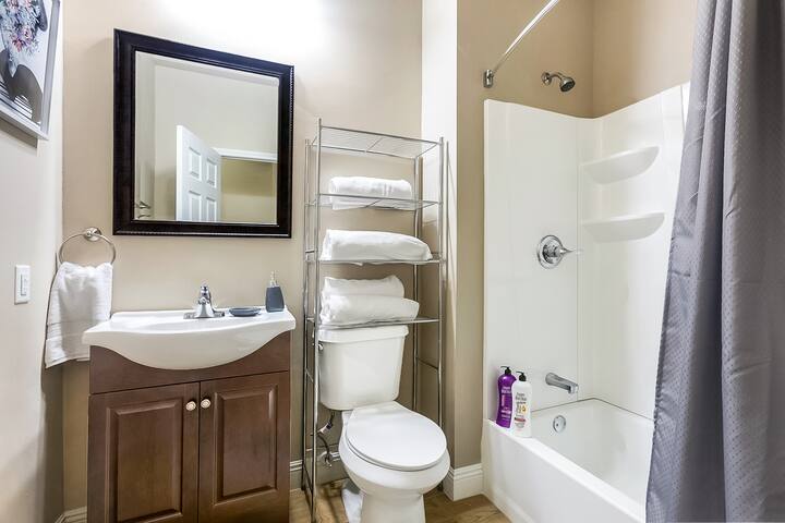 Walk to Jazz Fest gallery image 5