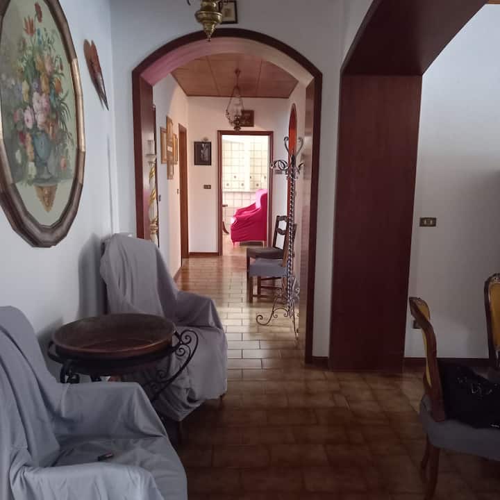 მისაღები ოთახი