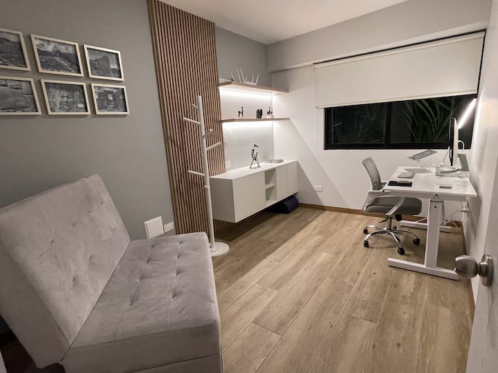 Room 3 - Office. Sofa converts to full size (1.5 plazas) bed