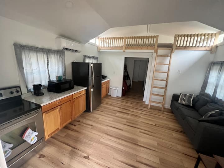 Cottage 3 at Jellystone Elberta Cabins for Rent in Elberta, Alabama