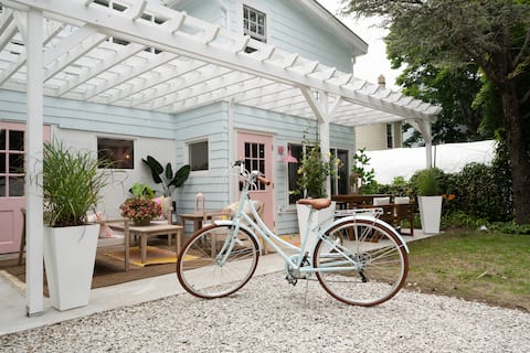 The Salty Daughter, 360 yards from pristine beach