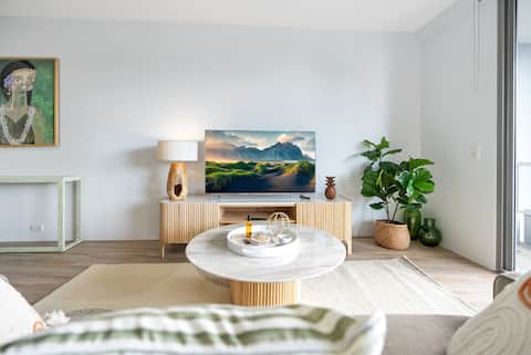 Top performing Airbnb: Exclusive 2bed Apt Cairns Marina in Cairns City