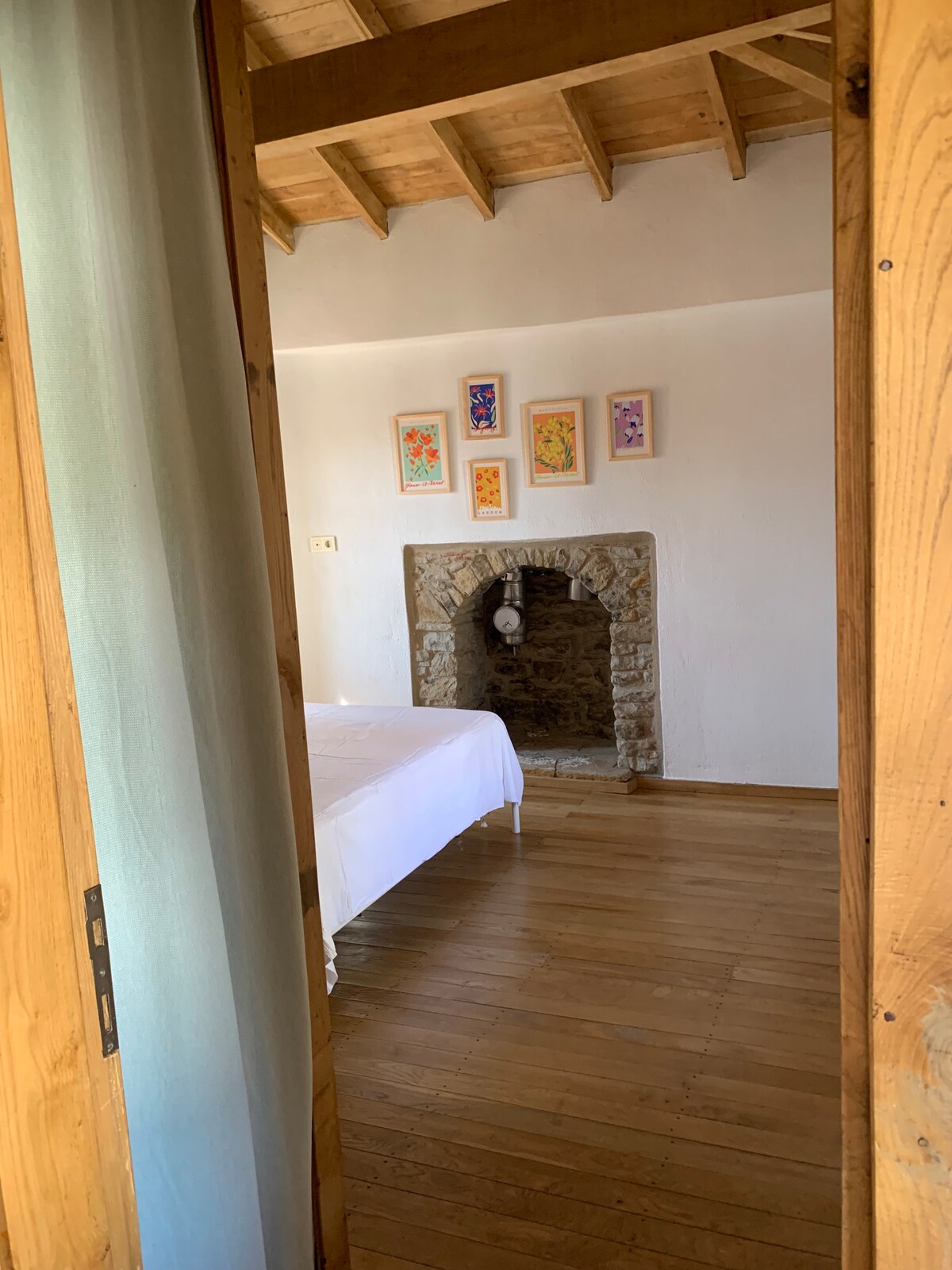 غرفة النوم 2