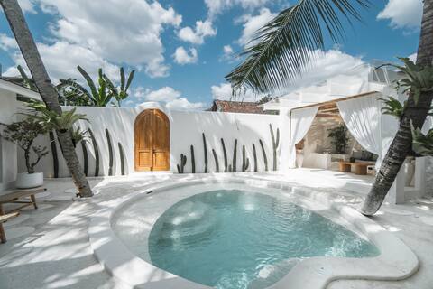 3BR Villa with Private Pool & Floating BF for 6Pax