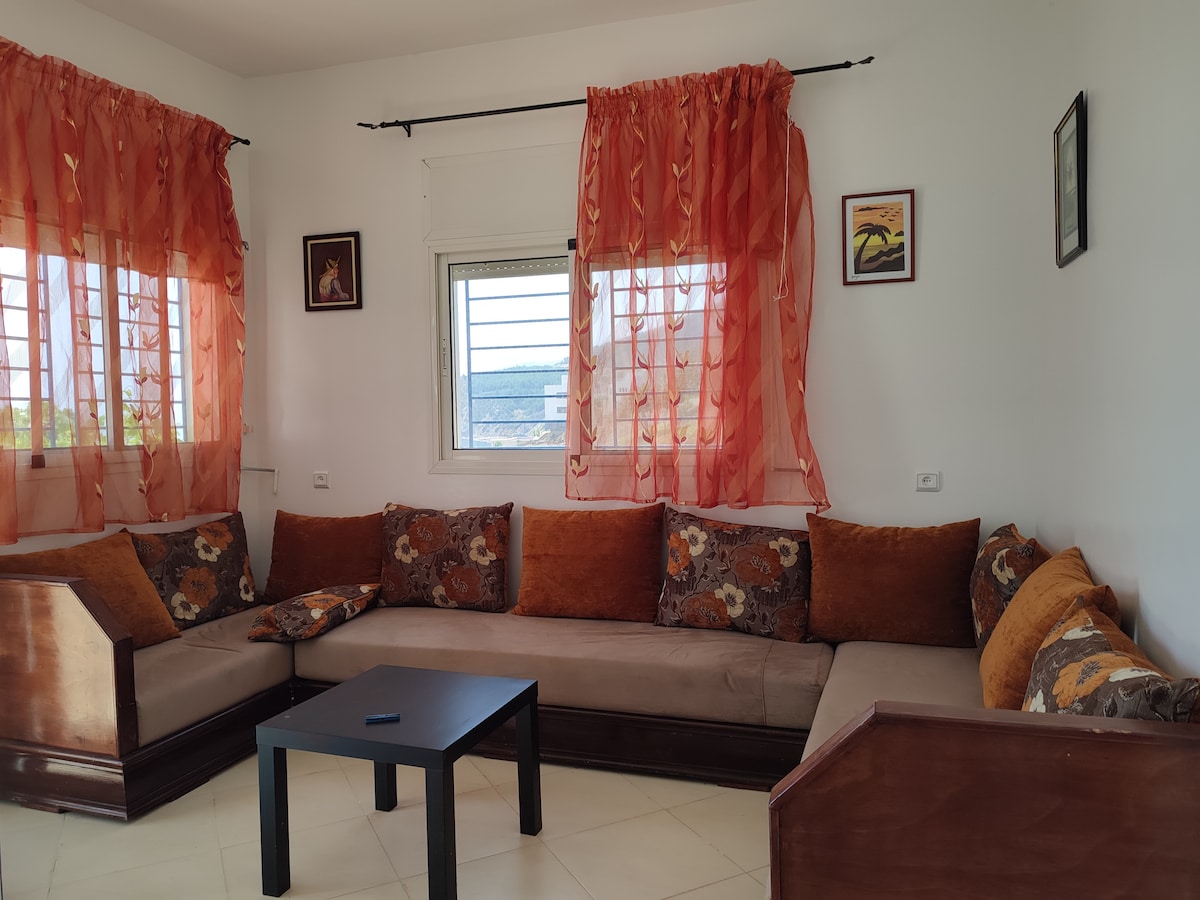 V obývacej izbe na prvom poschodí sa môžu ubytovať dve lôžka.