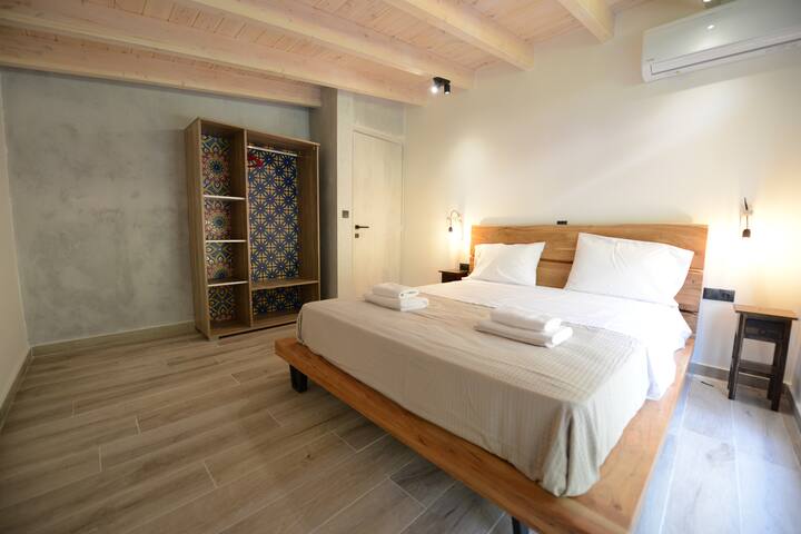 საძინებელი 1