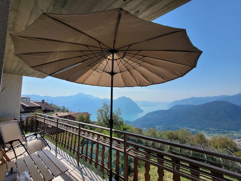 A rimirar il lago Mountain Lake Iseo Hospitality