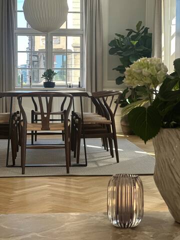 Unique Flat in City Center 120 m2 gallery image 5