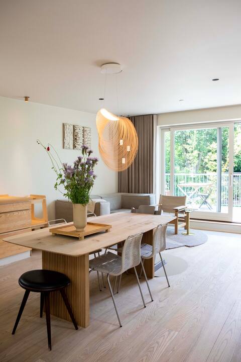 Quality-conscious designer-home